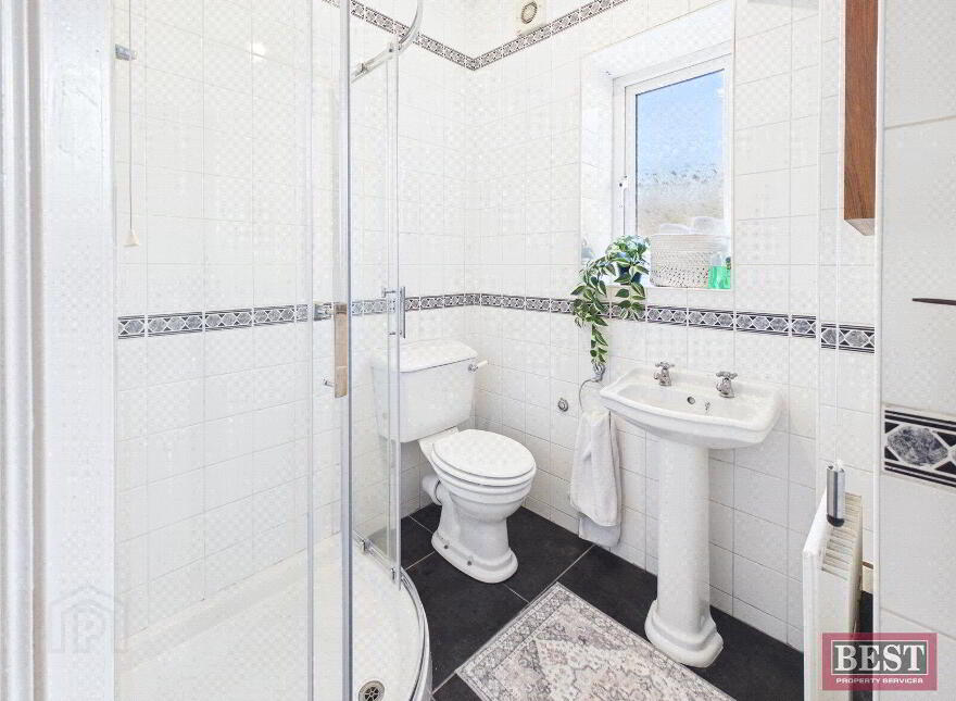 Flat 2 Waterfront House, 8 Seaview, Warrenpoint, Newry, BT34 3NJ