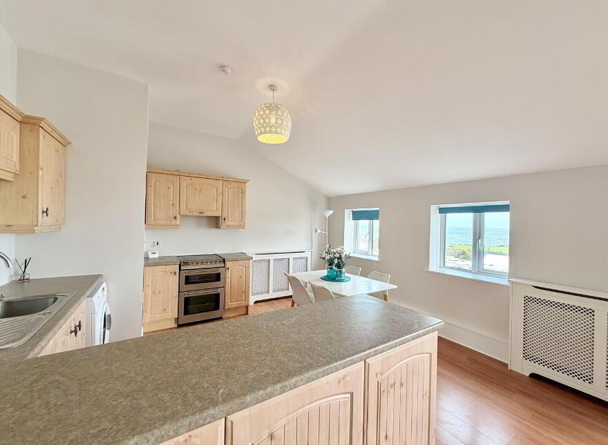 5 Dormans Court, Railway Street, Donaghadee, BT21 0JL