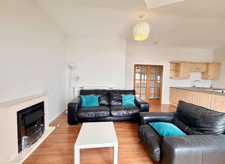 5 Dormans Court, Railway Street, Donaghadee, BT21 0JL