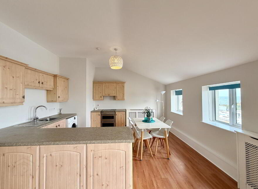 5 Dormans Court, Railway Street, Donaghadee, BT21 0JL