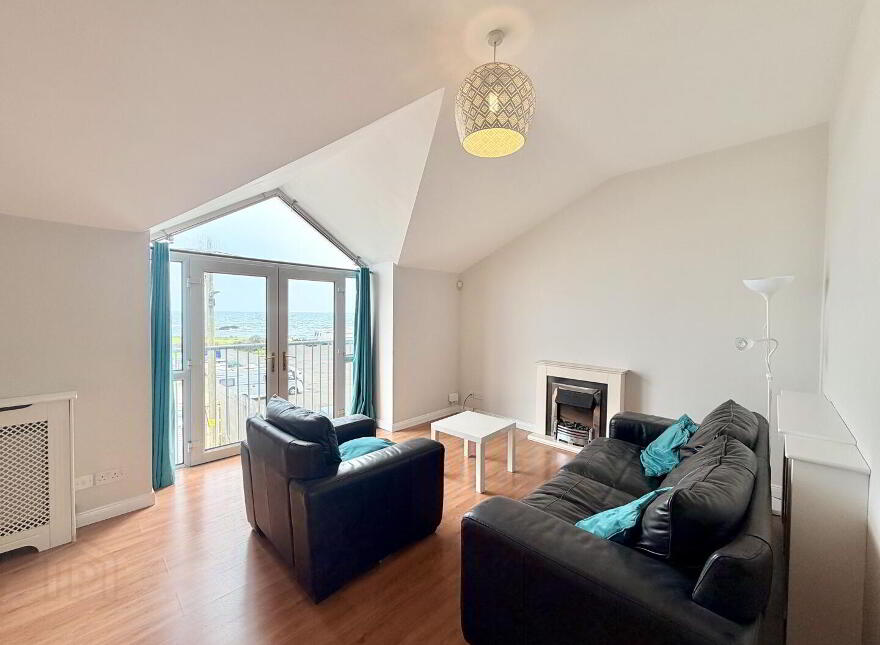 5 Dormans Court, Railway Street, Donaghadee, BT21 0JL