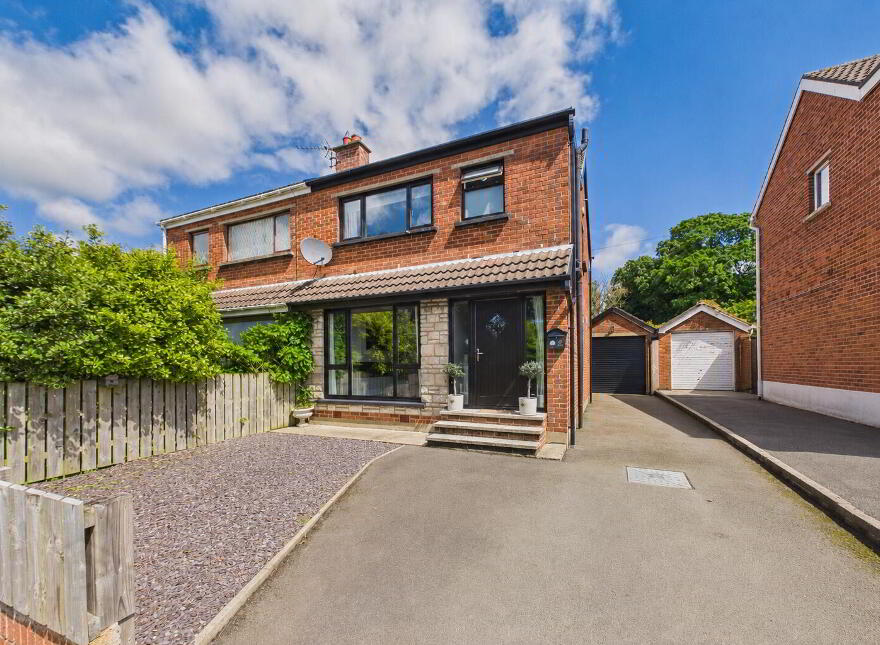 10 Bowland Heights, Newtownards, BT23 8SA