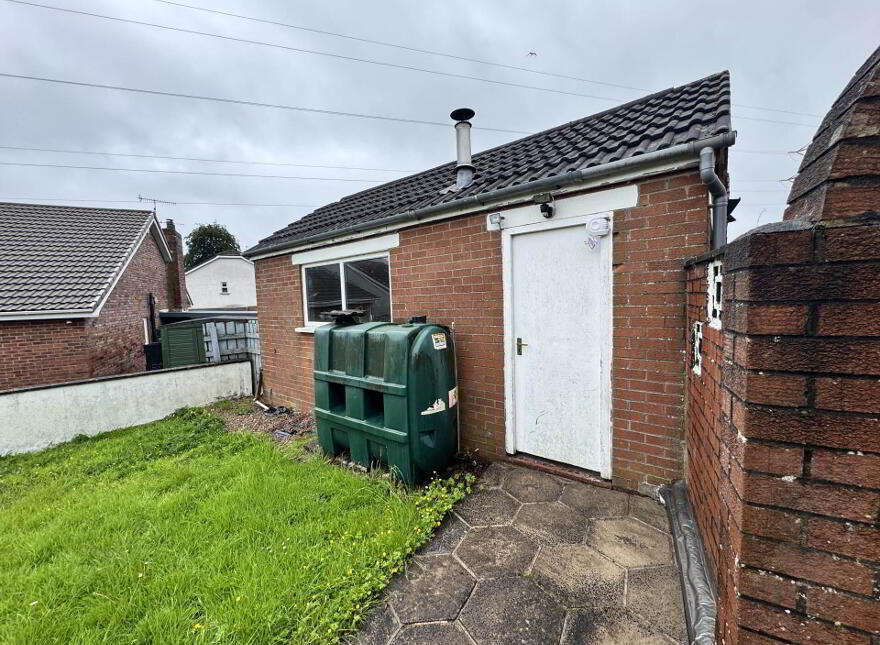 17 Prospect Gardens, Carrickfergus, BT38 8QX