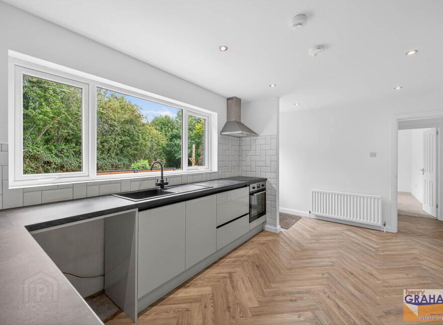23 Burnbrae Avenue, Lisburn, BT27 5JE