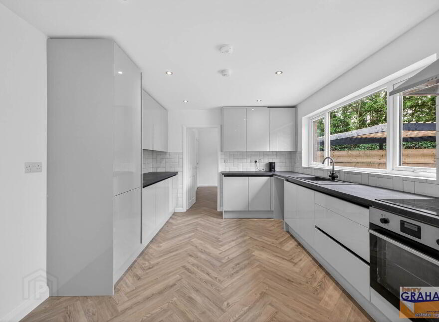 23 Burnbrae Avenue, Lisburn, BT27 5JE