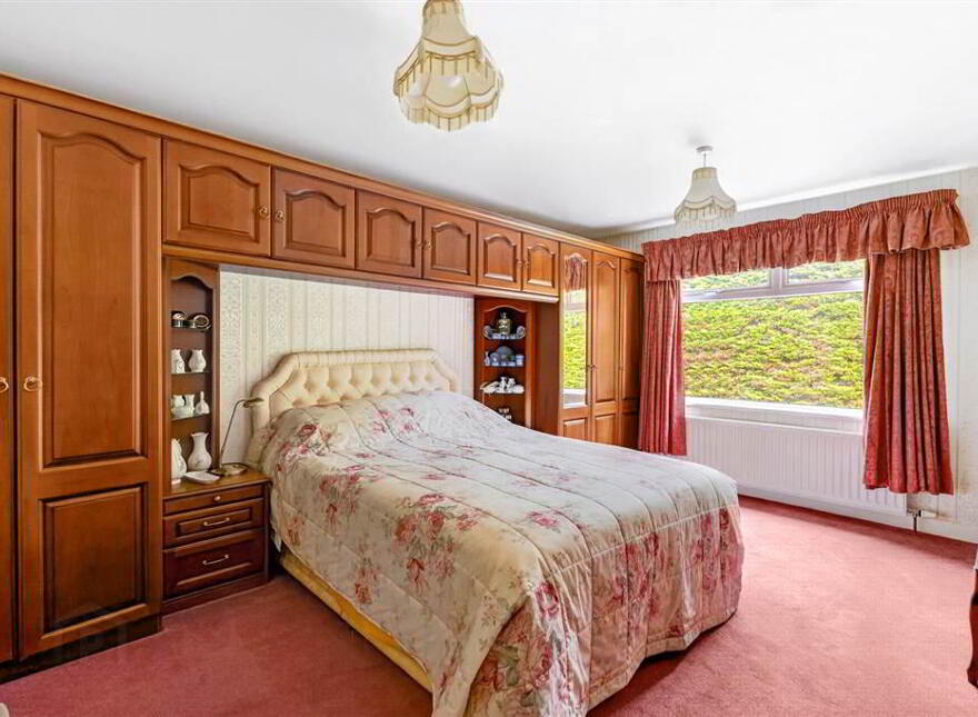 18 Upper Mealough Road, Carryduff, Belfast, BT8 8LR