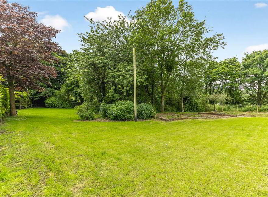 18 Upper Mealough Road, Carryduff, Belfast, BT8 8LR