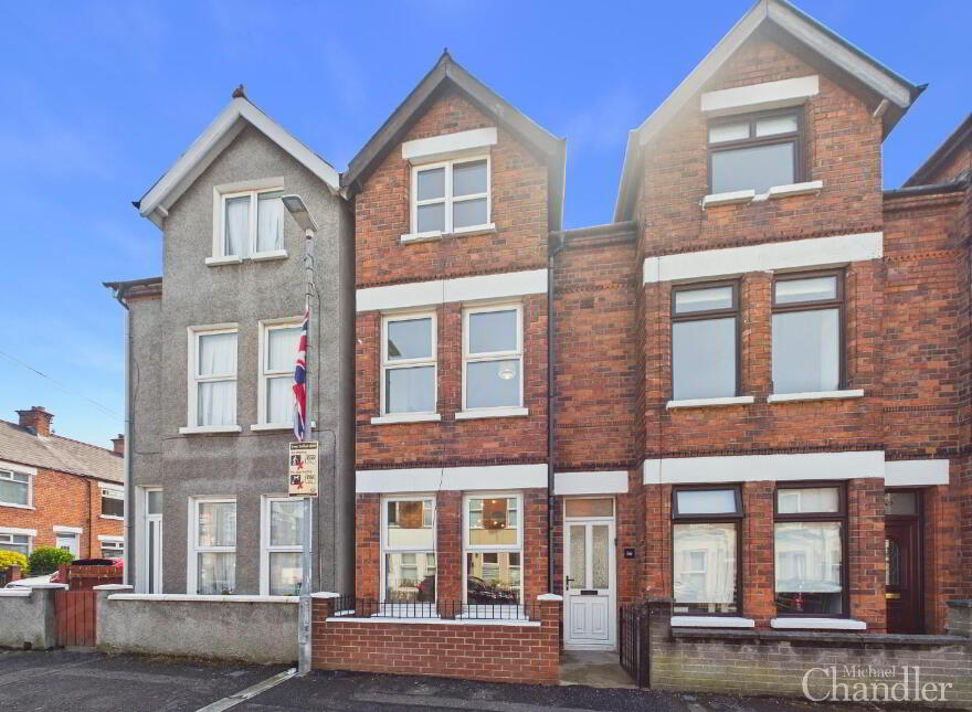 86 Dunraven Avenue, Belfast, BT5 5JS
