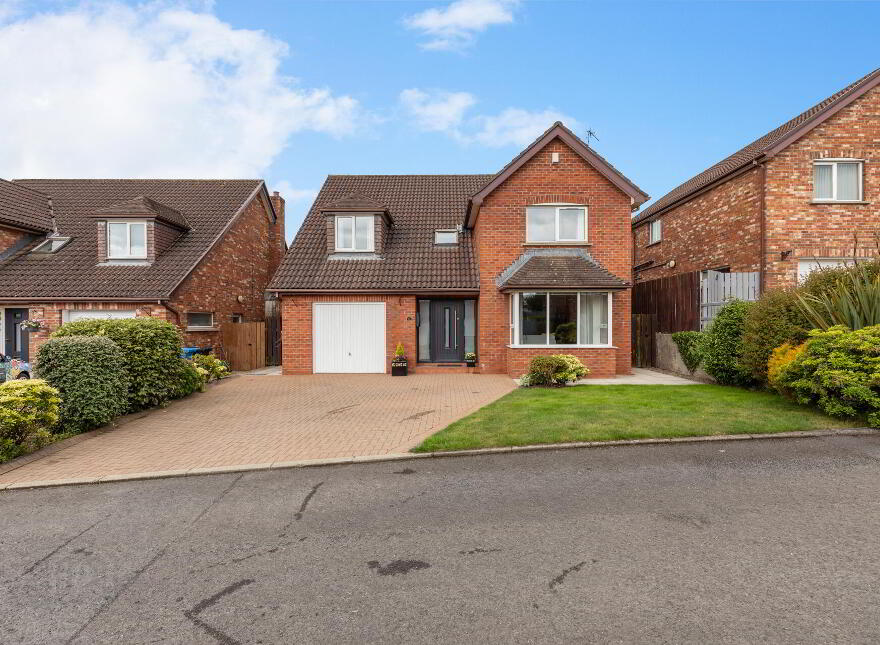 11 Moorfield Gardens, Comber, Newtownards, BT23 5WF