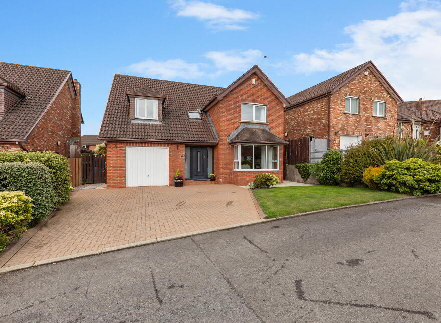 11 Moorfield Gardens, Comber, Newtownards, BT23 5WF
