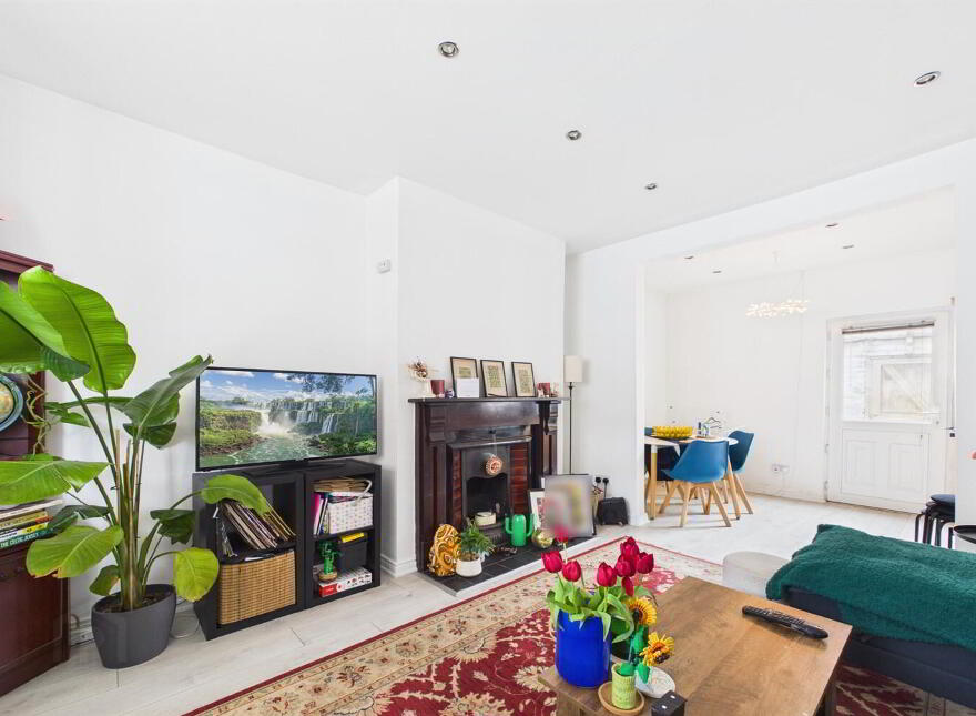 25 Rathcool Street, Belfast, BT9 7GA