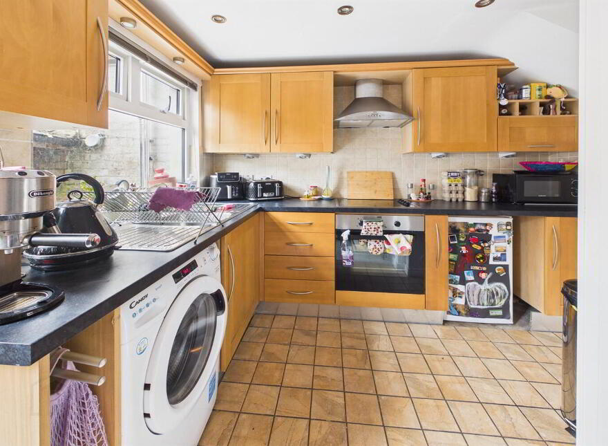 25 Rathcool Street, Belfast, BT9 7GA