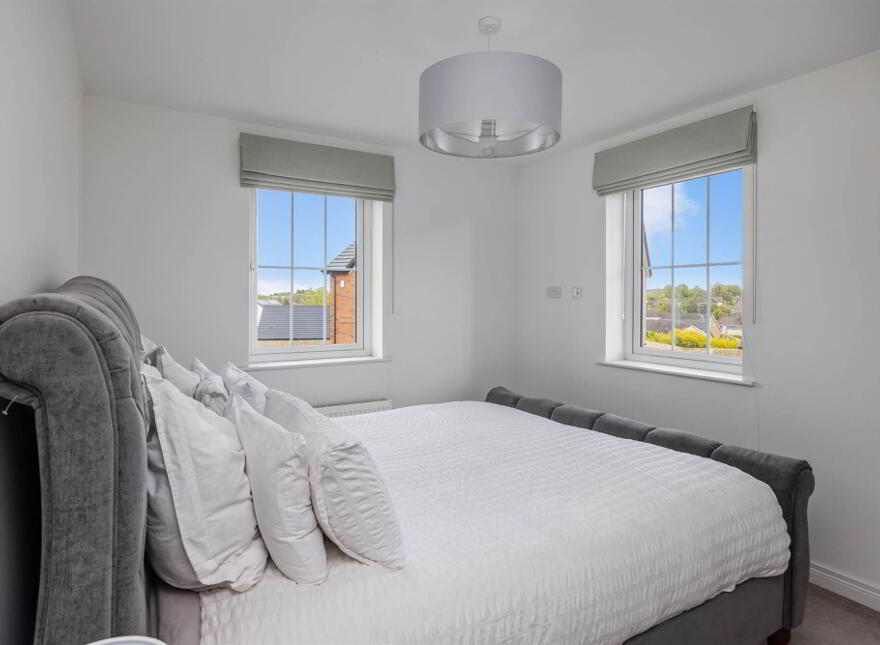 26 Mealough Lane, Carryduff, Belfast, BT8 8JG