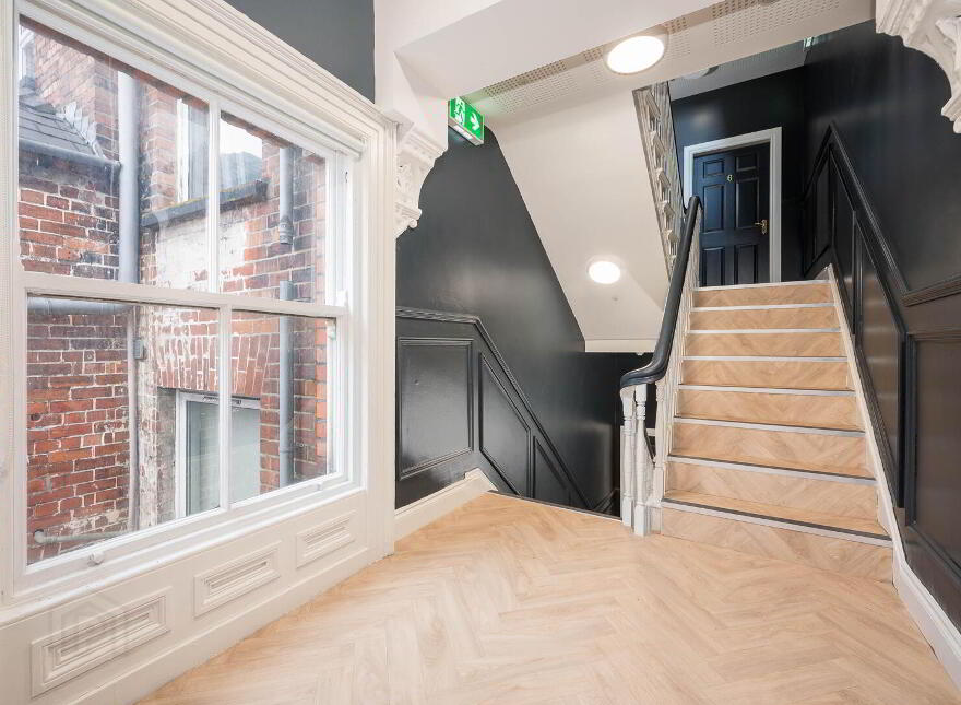 Apt 5, 15 Malone Road, Belfast, BT9 6RT