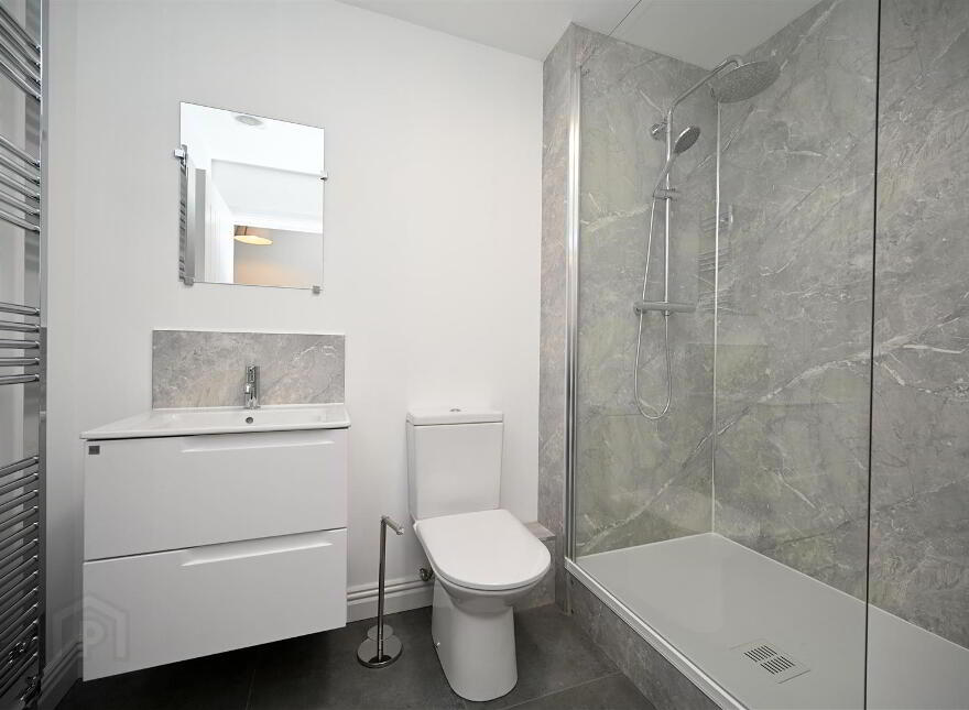Apt 11, 39A Dundela Crescent, Belfast, BT4 3BN
