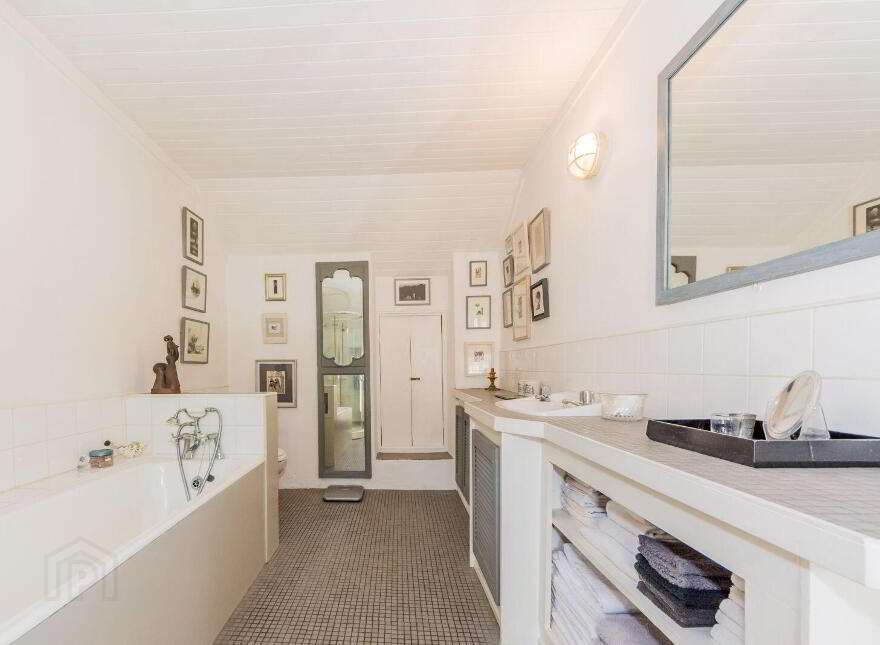Chapel Lane, Ballydehob, P81C527