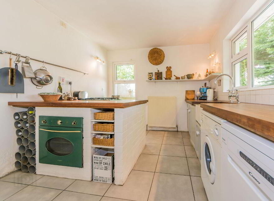 Chapel Lane, Ballydehob, P81C527