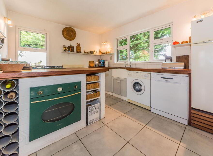 Chapel Lane, Ballydehob, P81C527