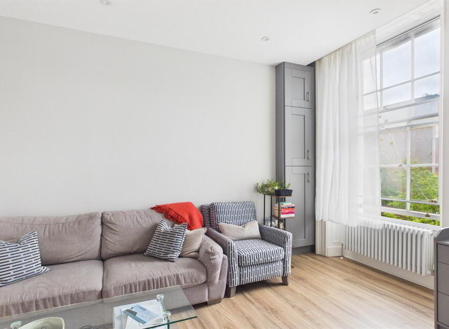 Apt 2, 70 Donegall Pass, Belfast, BT7 1BU