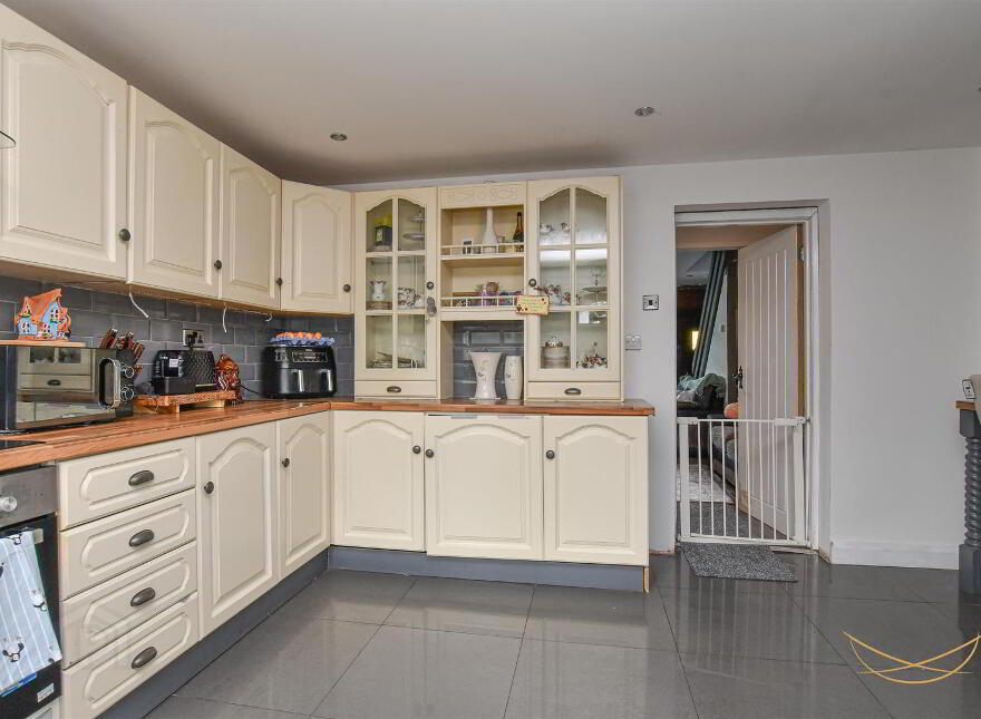 152 Rashee Road, Ballyclare, BT39 9JB