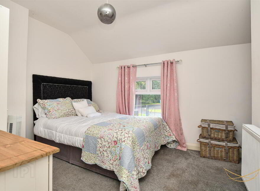 152 Rashee Road, Ballyclare, BT39 9JB