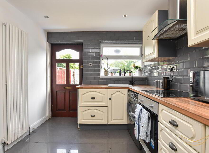 152 Rashee Road, Ballyclare, BT39 9JB