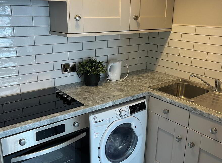 24B Northland Road, Cityside, Derry/Londonderry,, BT48 6XJ