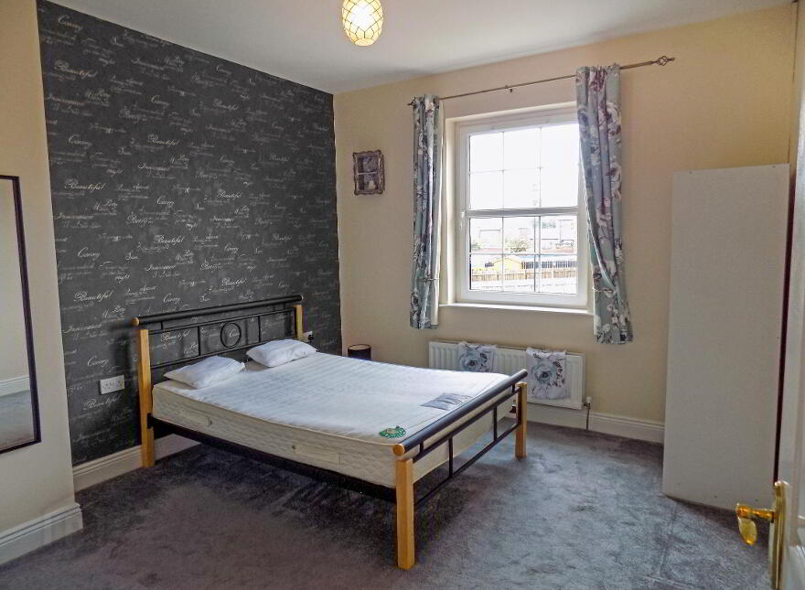 18 Breton Road, Lisburn, BT28 3YY