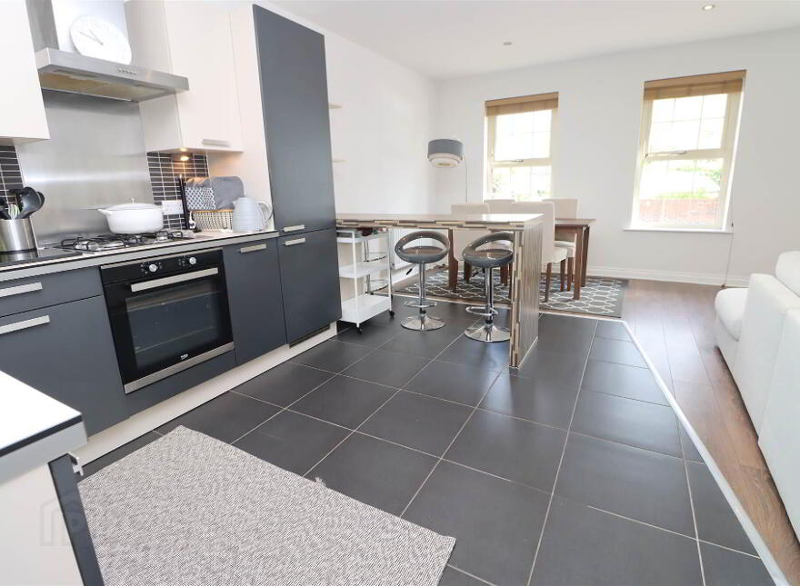 72 Coopers Mill Court, Dundonald, Belfast, BT16 1SZ