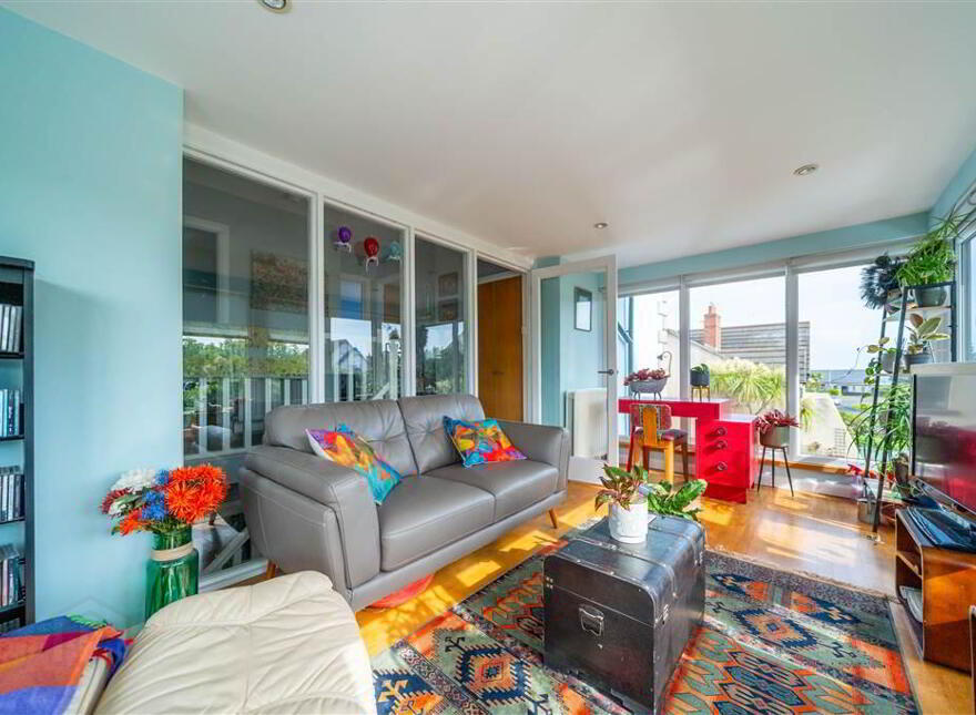 10 Cove Avenue, Groomsport, BT19 6HX