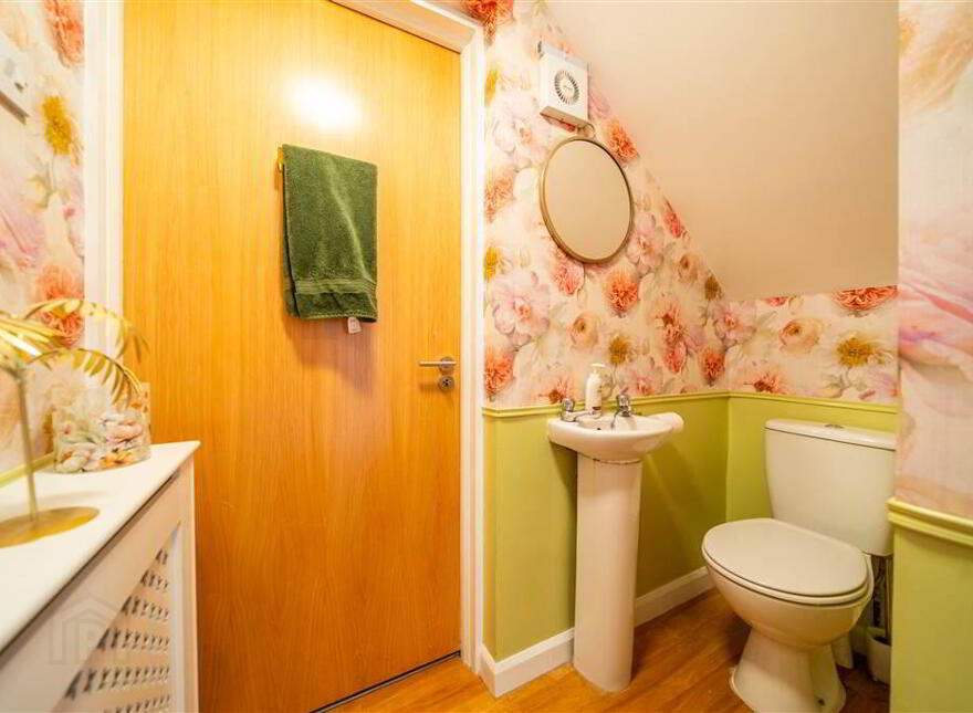 10 Cove Avenue, Groomsport, BT19 6HX