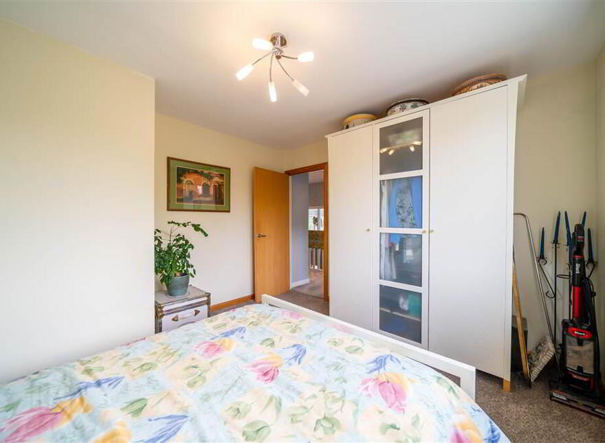 10 Cove Avenue, Groomsport, BT19 6HX