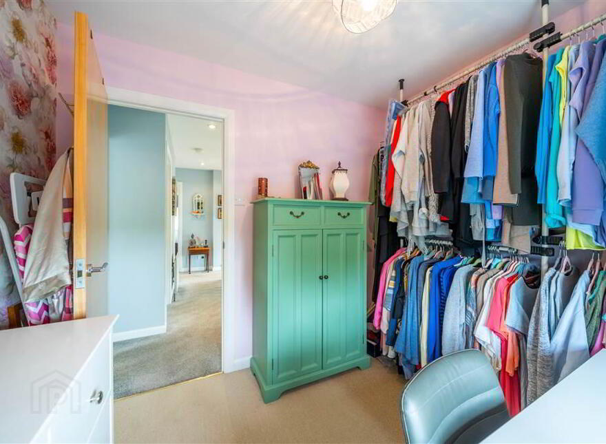 10 Cove Avenue, Groomsport, BT19 6HX