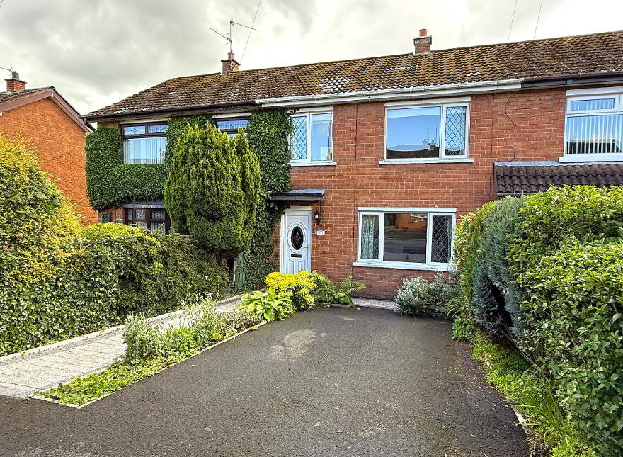 12 Fenbank, Lisburn, BT27 4JD