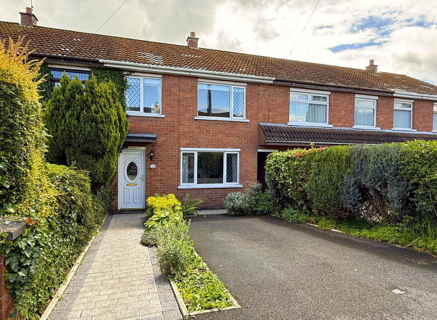 12 Fenbank, Lisburn, BT27 4JD