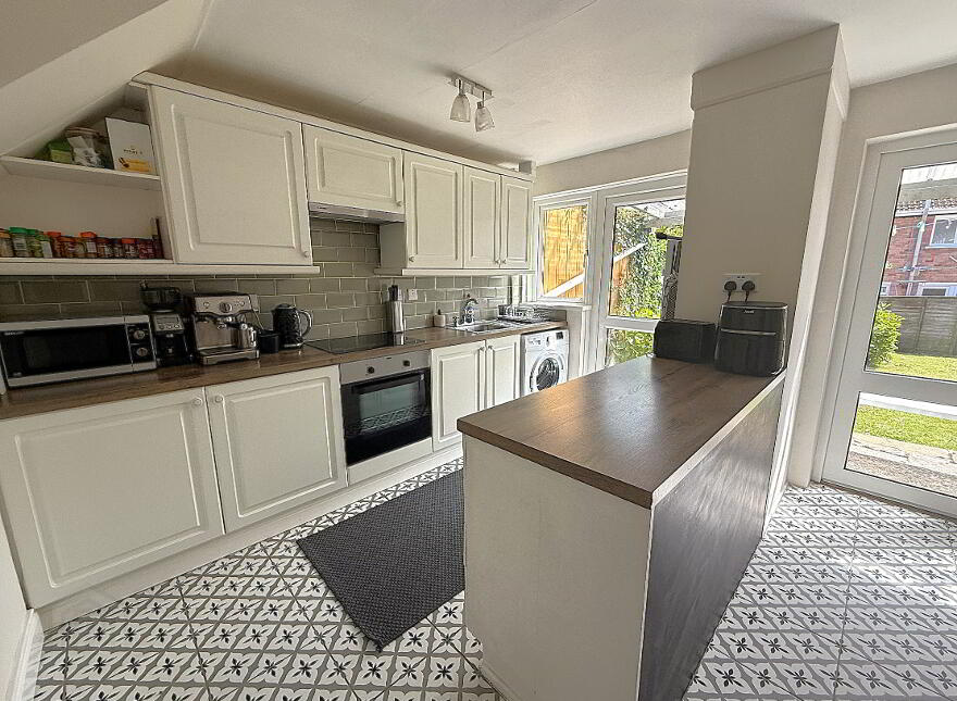 12 Fenbank, Lisburn, BT27 4JD