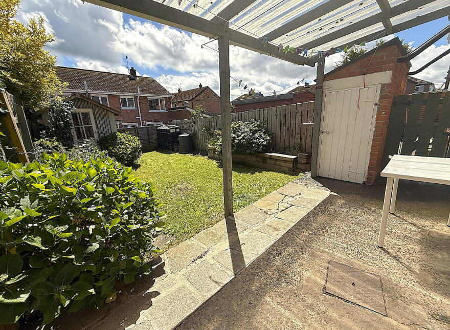 12 Fenbank, Lisburn, BT27 4JD