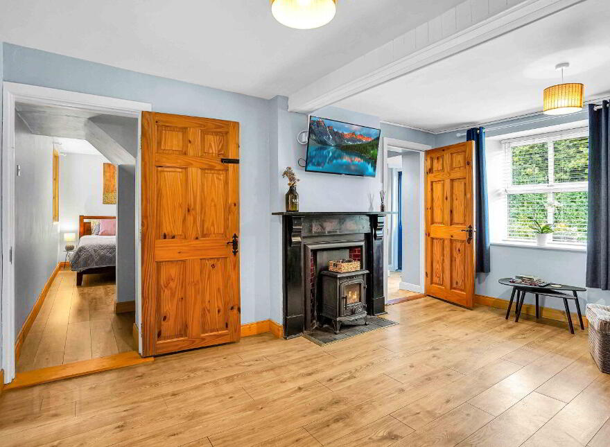 2 Rose Cottage, Turner's Hill, Kingscourt, A82Y368