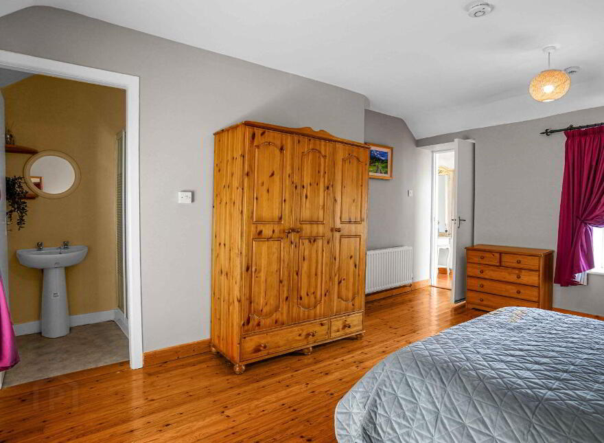 2 Rose Cottage, Turner's Hill, Kingscourt, A82Y368