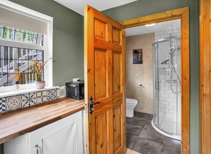 2 Rose Cottage, Turner's Hill, Kingscourt, A82Y368