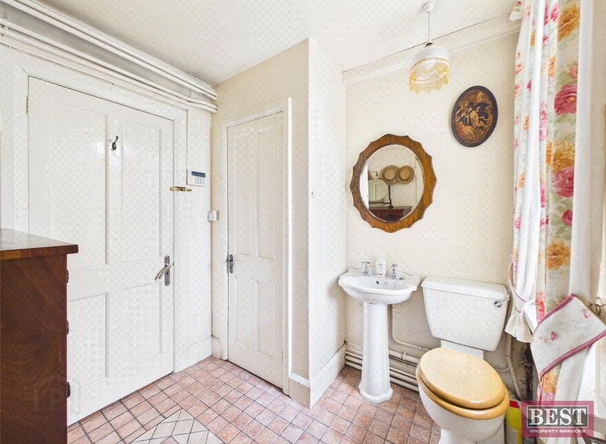 28 Upper Damolly Road, Newry, BT34 1JU