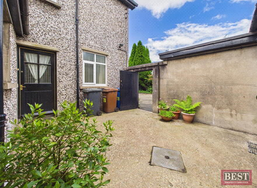 28 Upper Damolly Road, Newry, BT34 1JU