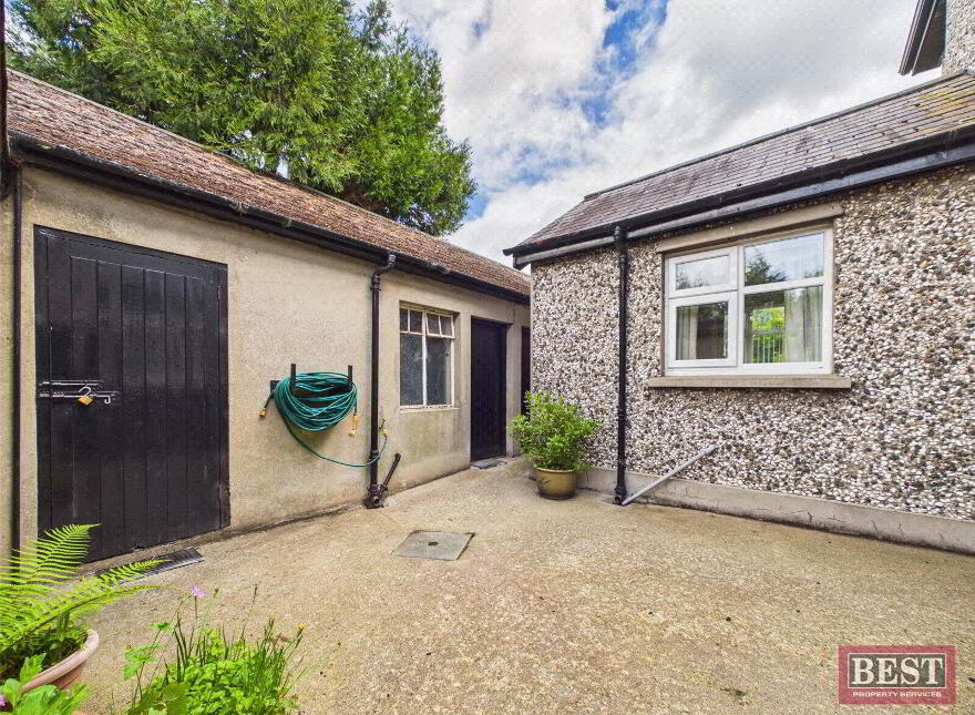 28 Upper Damolly Road, Newry, BT34 1JU