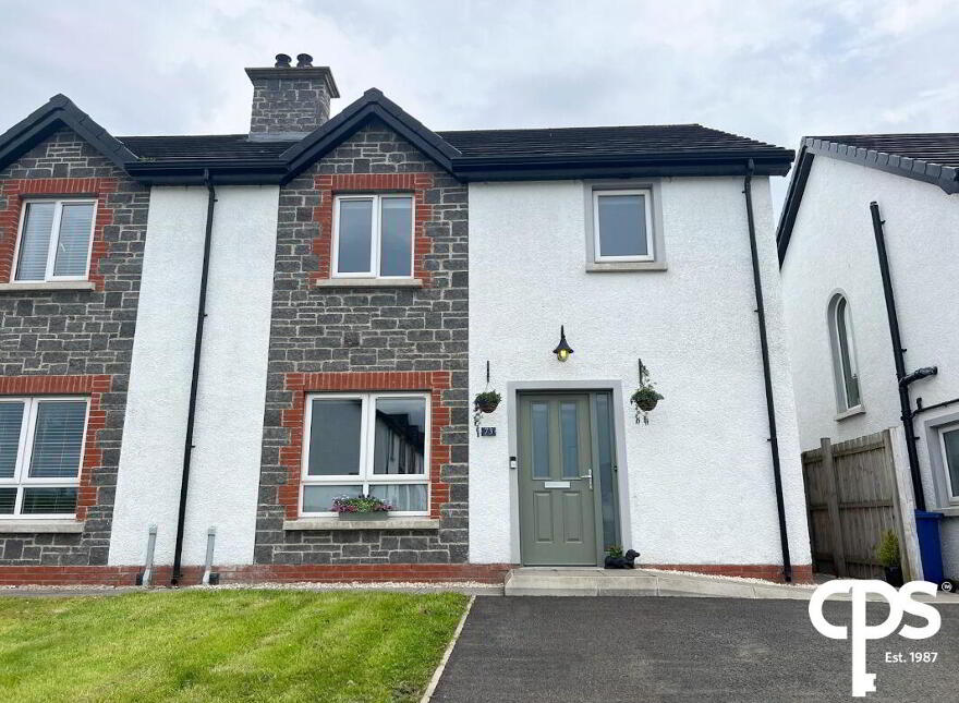 73 Gortnessy Meadows, Derry, BT47 3FW
