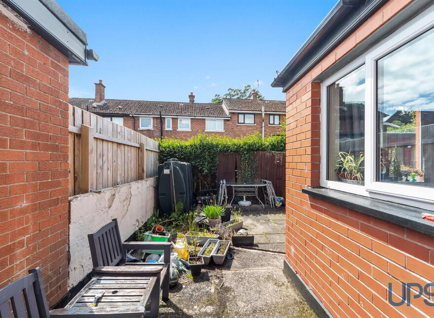 76 Andersonstown Park, Belfast, BT11 8FG