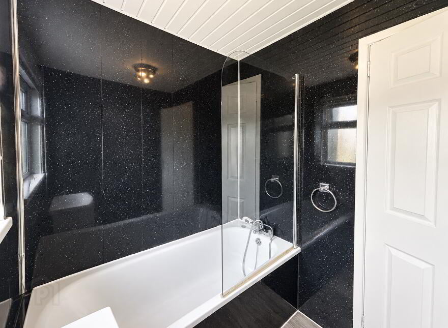 43 Glenkeen Drive, Greenisland, Carrickfergus, BT38 8XQ