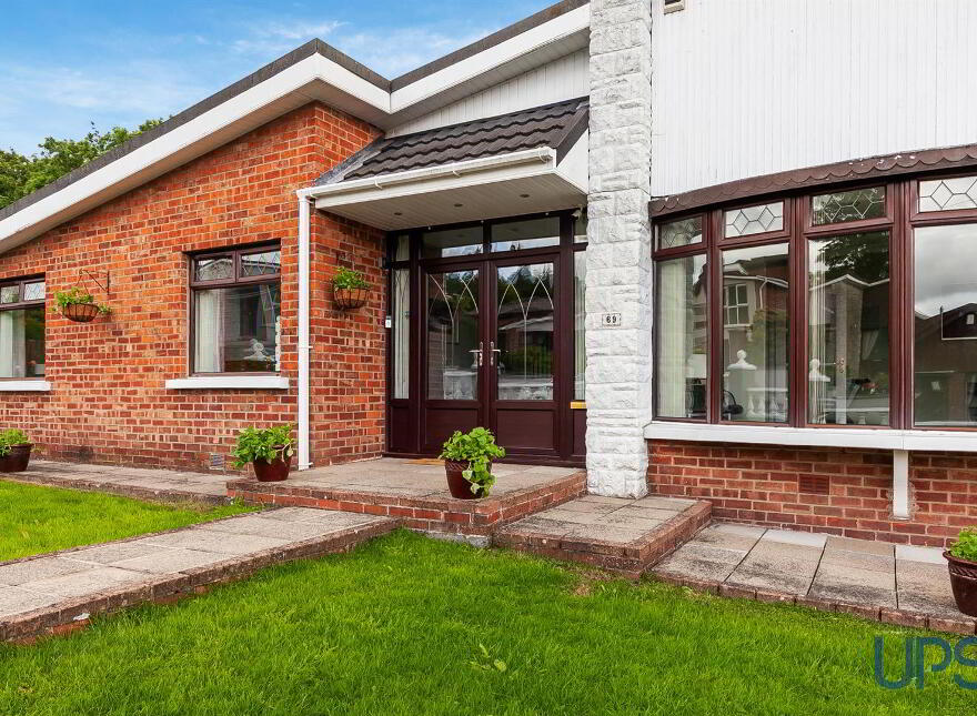 69 Glengoland Park, Stewartstown Road, Dunmurry, Belfast, BT17 0JB