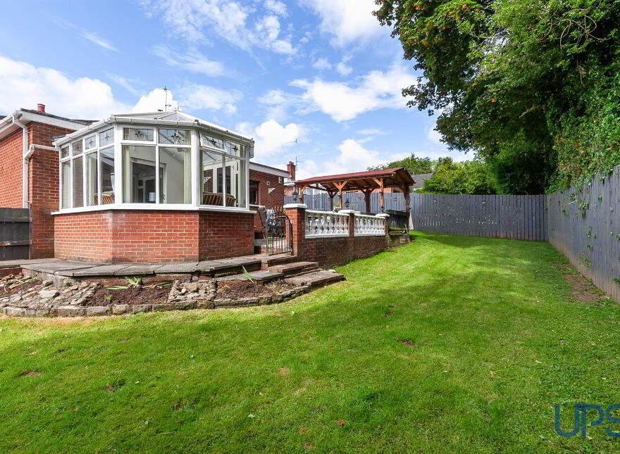 69 Glengoland Park, Stewartstown Road, Dunmurry, Belfast, BT17 0JB