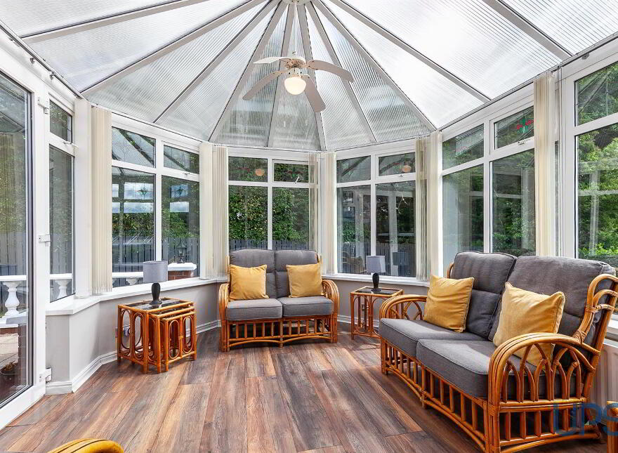 69 Glengoland Park, Stewartstown Road, Dunmurry, Belfast, BT17 0JB