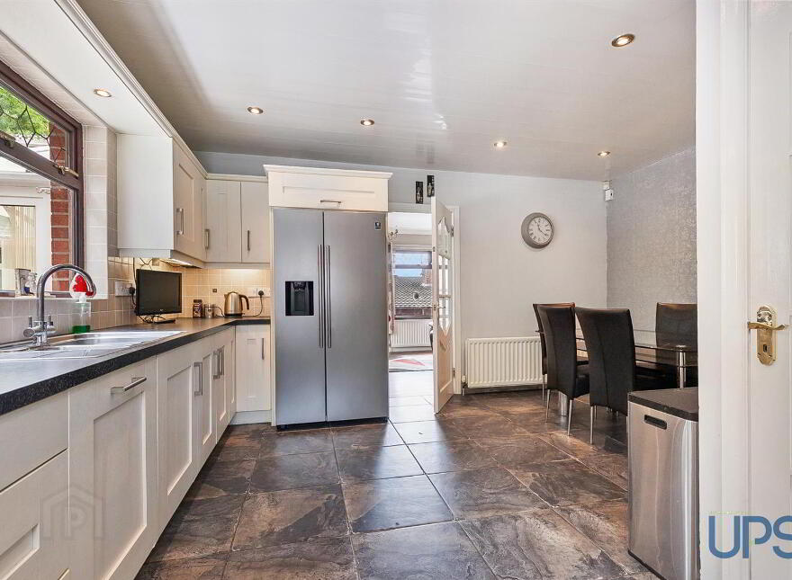 69 Glengoland Park, Stewartstown Road, Dunmurry, Belfast, BT17 0JB
